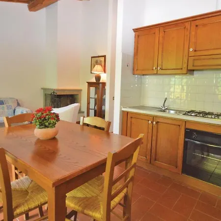 Casciano 10 Appartamento *